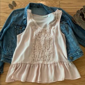 🌸 Lauren Conrad crochet peplum